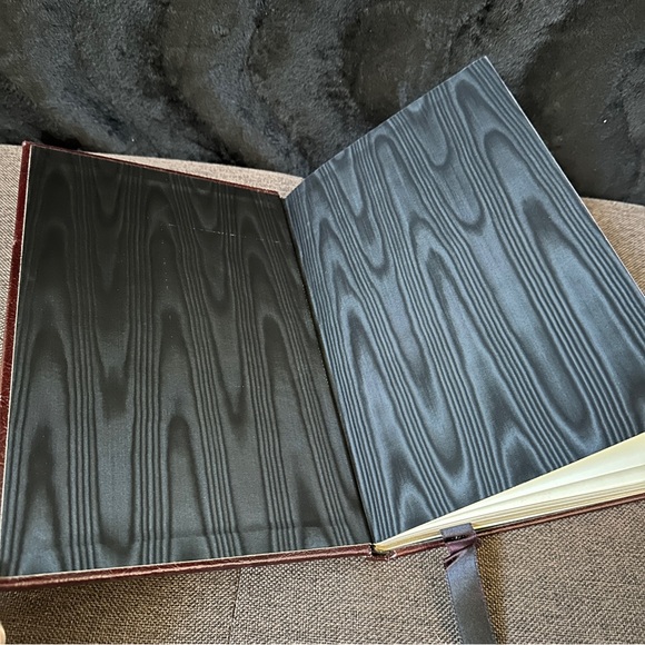 Oedipus The King | Collector’s Edition - Picture 3 of 10